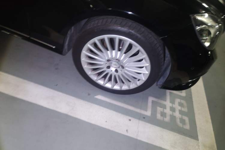 Used Mercedes-Benz E-Class 2015 E 260 L