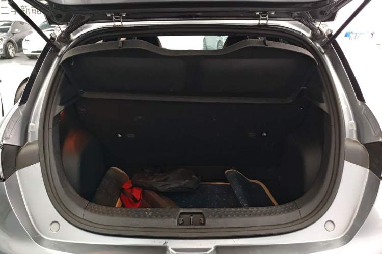 Used BYD Dolphin 2023 420 km Free Version Trunk