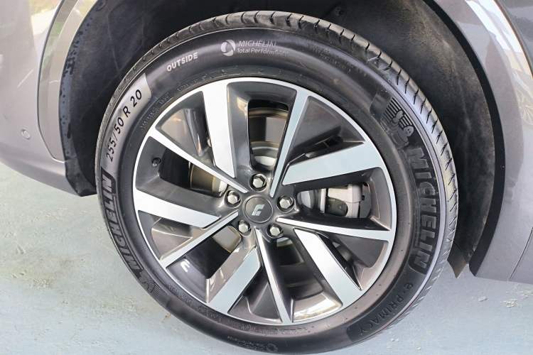 Used Li Auto L7 2023 Air model
