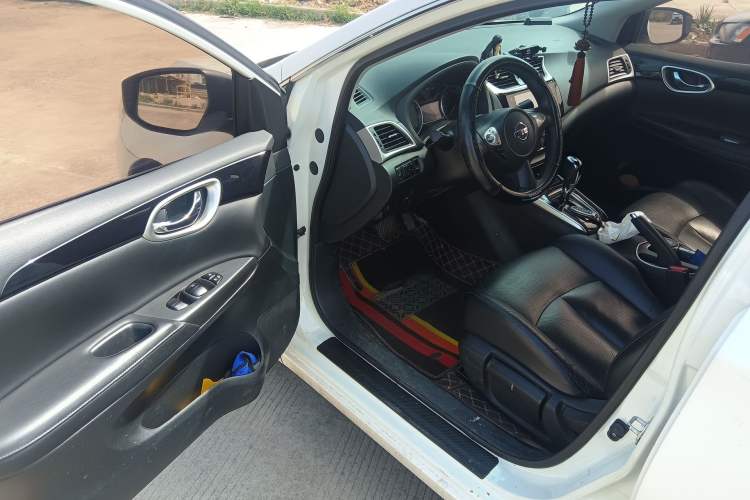 Used Nissan Sylphy 2019 1.6XV CVT Smart Connect Luxury Edition China VI Standard Driver Seat