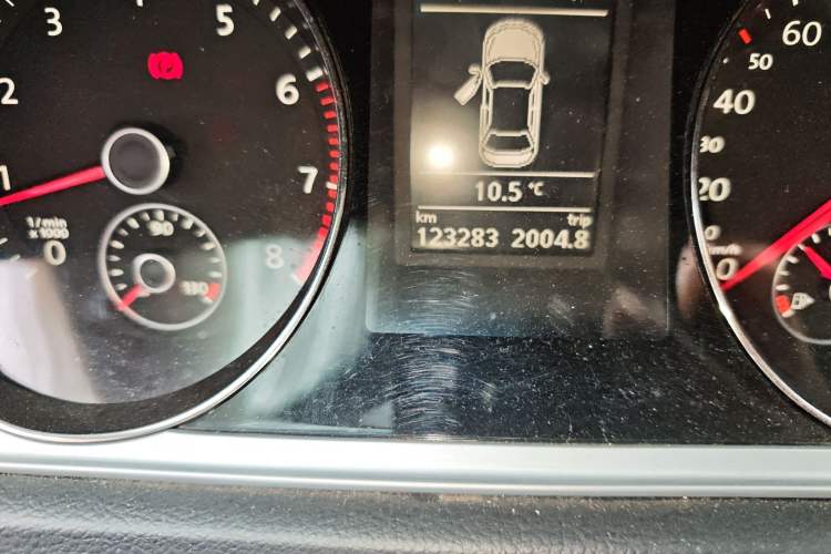 Used Volkswagen Magotan 2015 1.8TSI Advanced Model
