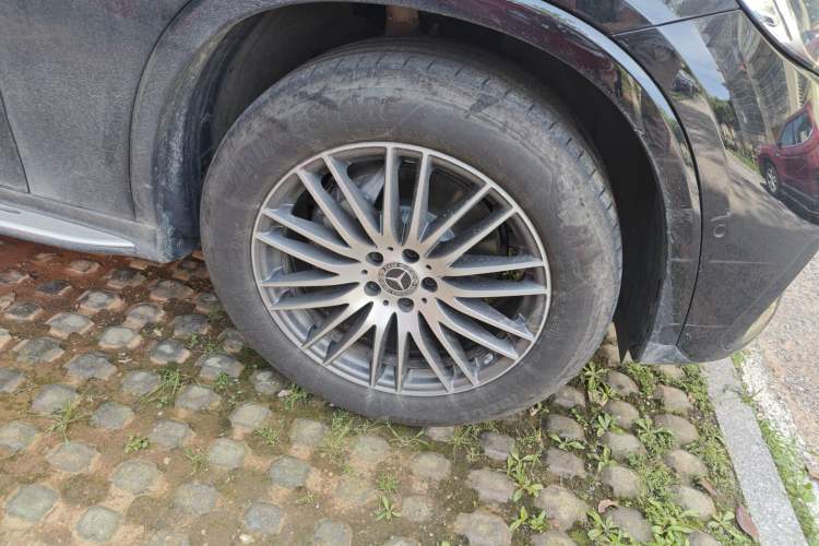 Used Mercedes-Benz GLC 2025 Refreshed GLC 300 L 4MATIC Dynamic Version 5 Seats