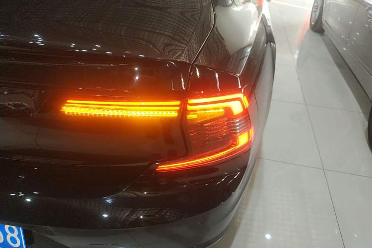 Used Volvo S90 2023 B5 Zhiyi Luxury Edition
