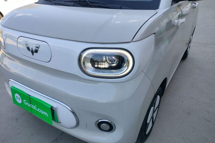 Used Wuling Hongguang MINIEV 2024 3rd Generation 215km Advanced Version Left Front Headlight