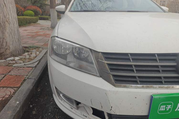 Used Volkswagen Lavida 2013 Restyled Classic 1.6L Manual Comfort Edition