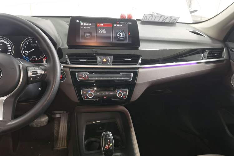 Used BMW X1 2021 sDrive25Li Leading Model
