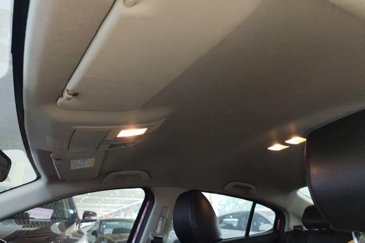 Used Mazda 3 Axela 2014 Sedan 1.5L Automatic Comfort Model