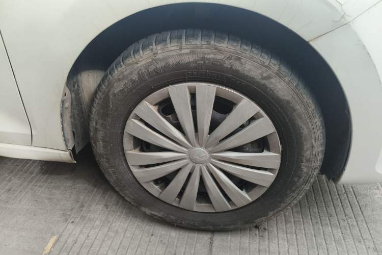 Used Volkswagen Santana 2019 1.5L Automatic Fashion Edition China VI Right Front Wheel Hub