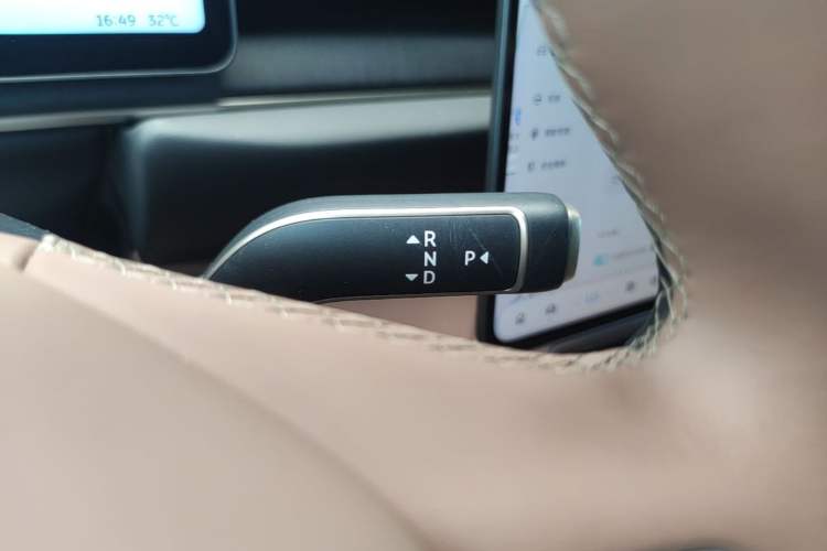 Used Nio ES6 2025 75 kWh
