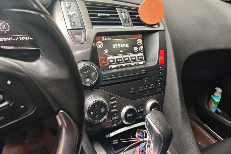 Used DS 5 2014 1.6T Luxury Edition THP160