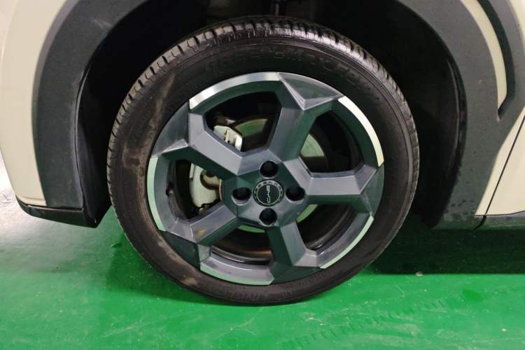 Used BYD Seagull 2023 Flying Edition Left Front Wheel Hub