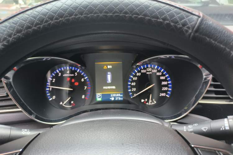 Used Venucia D60 2018 1.6L CVT Smart Connect Elite Edition