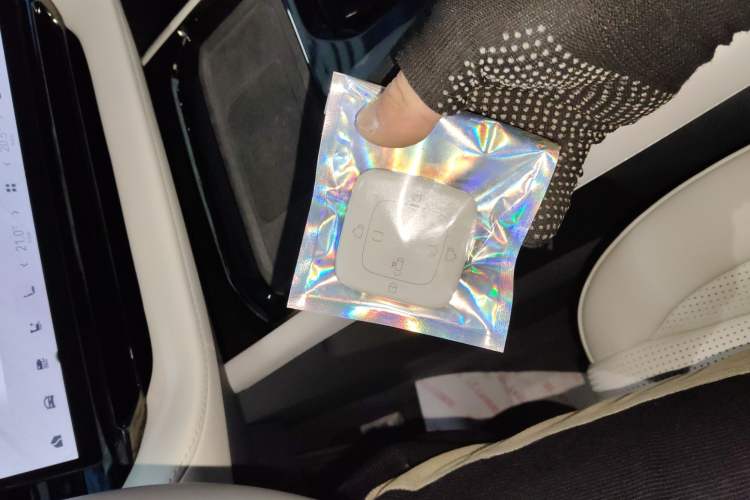 Used Zeekr 009 2024 Six-Seat Executive Version 4WD 108 kWh
