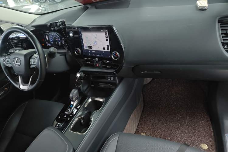 Used Lexus NX 2022 260 Front-Wheel Drive Chuan Yue Edition