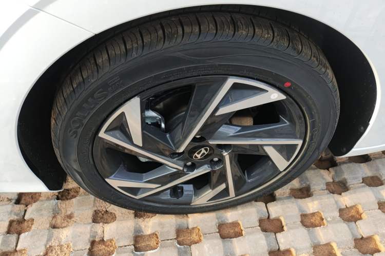 Used Hyundai Elantra 2023 1.5L CVT GLX Elite Edition
