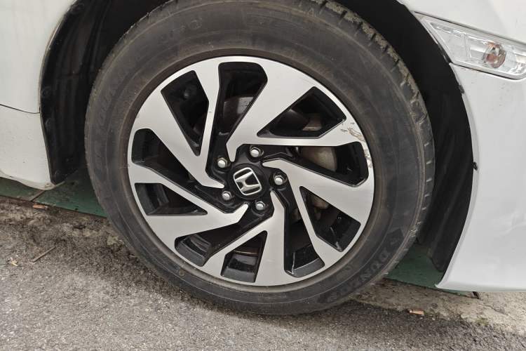 Used Honda Civic 2016 220TURBO CVT Luxury Edition
