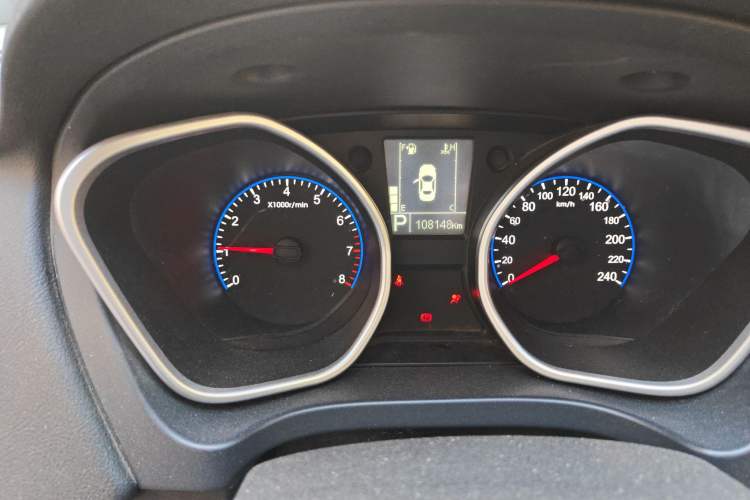 Used Geely Auto GX7 2014 2.0L Automatic Prestige Edition