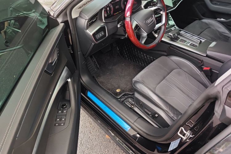 Used Audi A7L 2024 45TFSI S-line Dream-Building Edition Flow Crystal Package