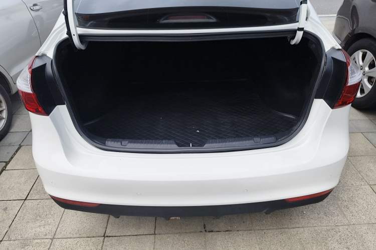 Used Kia K3 2016 1.6L Automatic GLS
