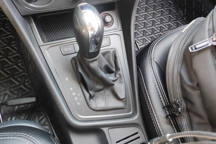 Used Volkswagen Lavida 2019 Lavida Start 1.5L Automatic Trendy Version China VI Standard
