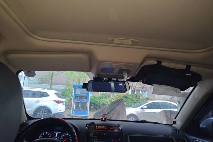 Used Yema T70 2016 1.8T CVT Elegant 7-Seater