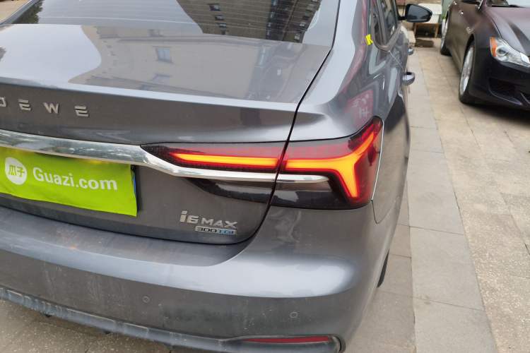 Used Roewe i6 MAX 2020 300TGI Automatic Sporty Cool Edition Exterior 3