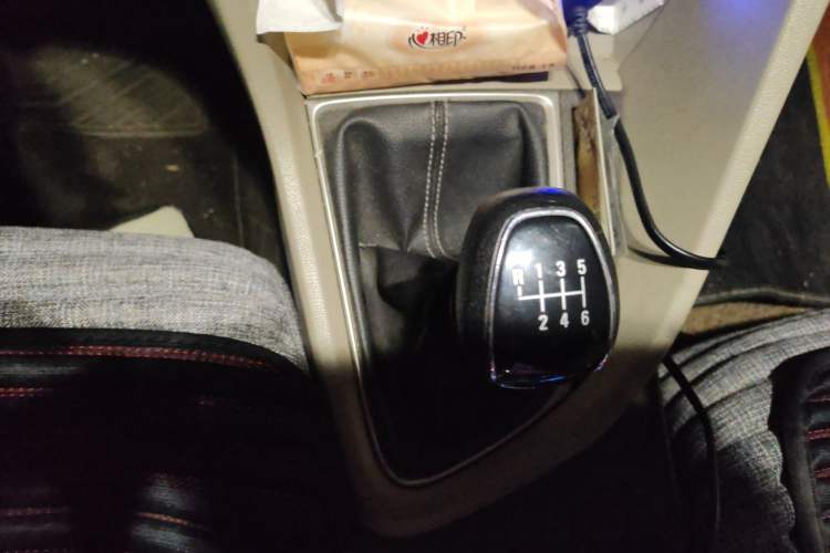 Used Buick GT 2018 15T Manual Elite Version China V Standard Gear Lever