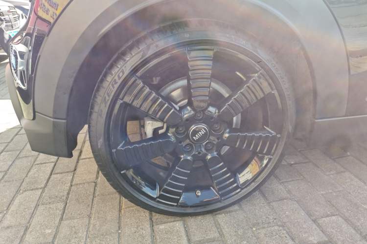 Used MINI MINI 2023 2.0T COOPER S Obsession Edition