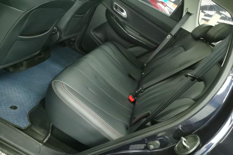 Used CHANGAN OSHAN X7 2021 1.5T Automatic Luxury Model Left Rear Seat