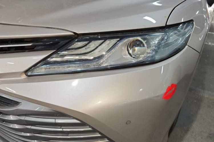 Used Toyota Camry 2019 Dual-Engine 2.5 HG Luxury Edition China VI Standard