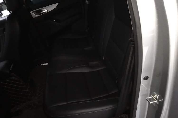 Used Great Wall Poer 2021 2.0T Commercial Version Manual Diesel 4x4 Elite Long-Box GW4D20M