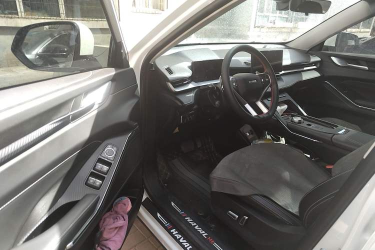 Used Haval H6 2024 1.5T Two-Wheel-Drive Classic Edition Driver Seat