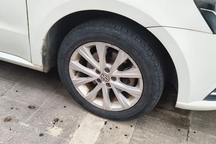 Used Volkswagen Lavida 2017 1.6L Manual Comfort Edition