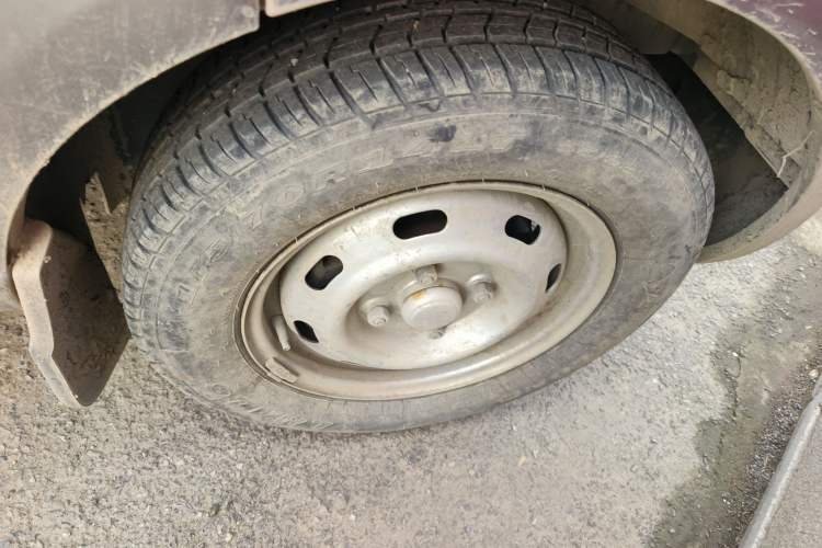 Used BAIC Weiwang 306 2016 1.2L Basic Version 7 Seats A12 China IV Emission Standard
