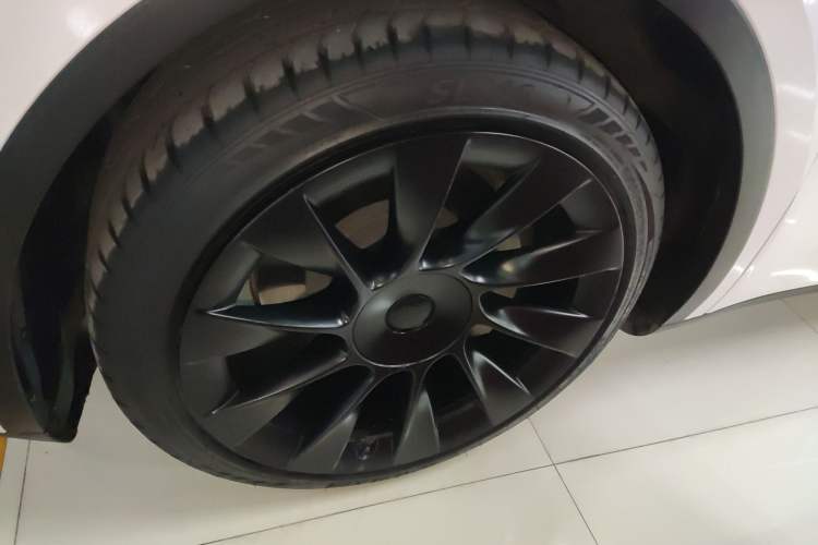 Used Tesla Model Y 2022 Rear-Wheel-Drive Version