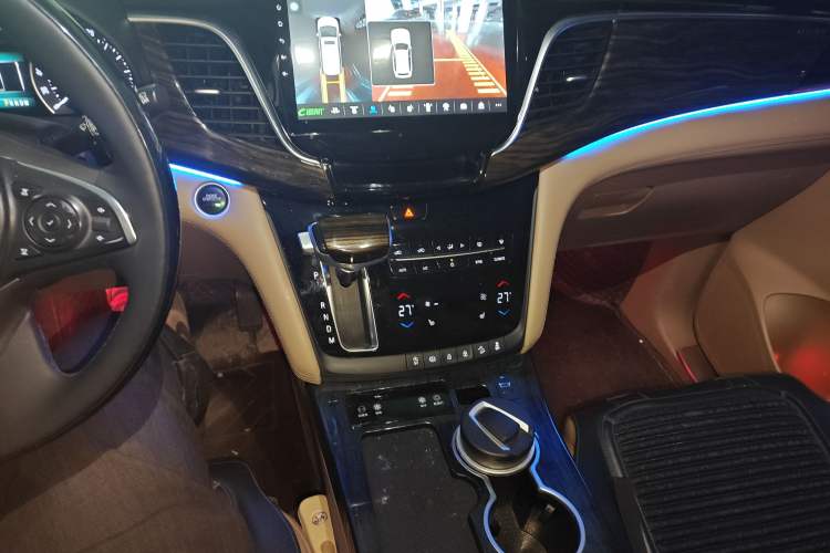 Used Buick GL8 2017 ES 28T Luxury Model China V Standard