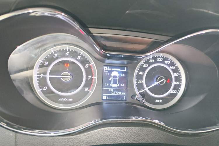 Used Baojun 560 2016 1.8L Manual Luxury Edition
