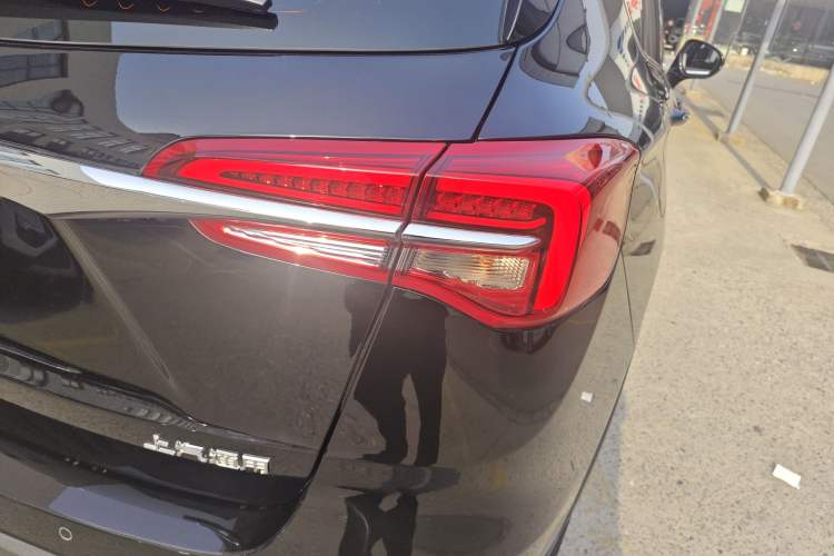 Used Buick Envision 2020 20T Two-Wheel Drive Elite Version