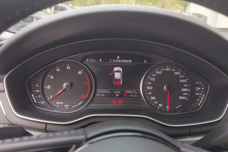 Used Audi A4L 2019 40 TFSI Ambition China VI
