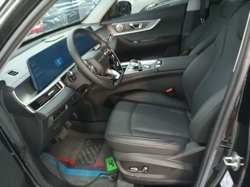 Used Chery Tiggo 8 PRO 2025 290T Two-Wheel-Drive Luxury Edition — 14