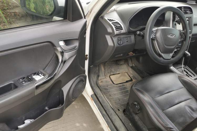 Used Chery Tiggo 3 2014 1.6L CVT ZhiShang Edition
