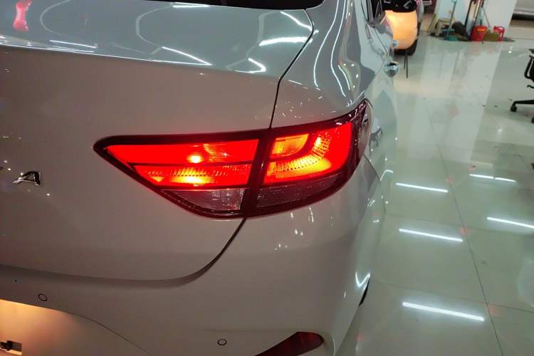 Used Hyundai Celesta 2020 1.6L Automatic GL Enjoyable Edition