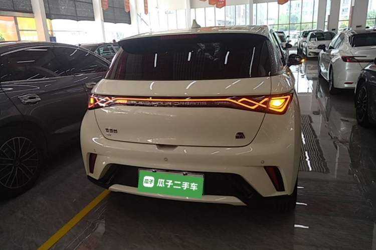 Used BYD Dolphin 2021 405 km Fashion Edition