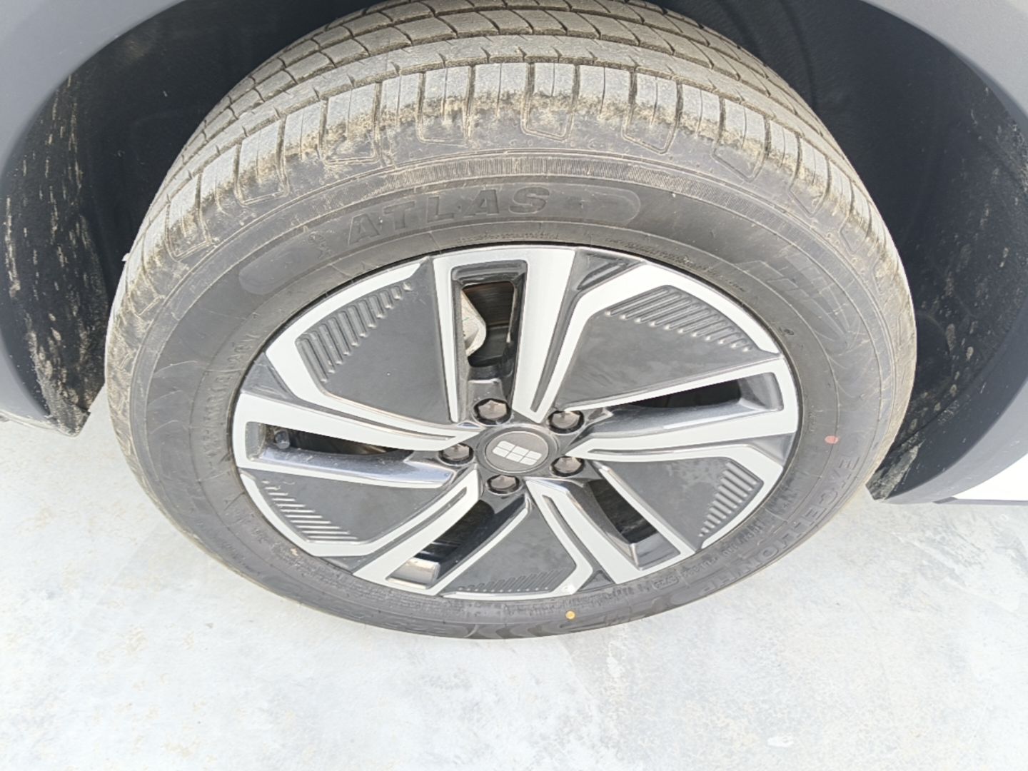 Geely Galaxy Xingjian 7 EM-i 2026 Model 130km Launch Edition — снимка 11