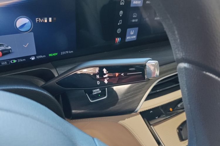 Used Buick GL8 New Energy 2025 Lushang First-Drive Edition 7-Seater