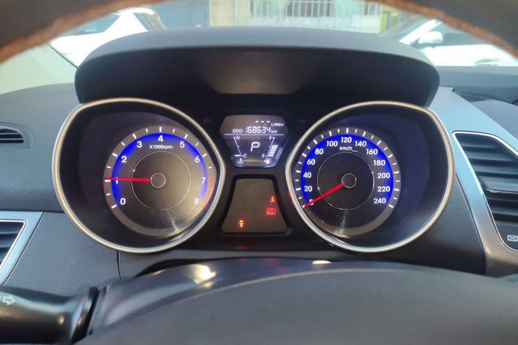 Used Hyundai Elantra (5th Generation / Langdong) 2012 1.6L Automatic Fashion Edition Instrument Cluster