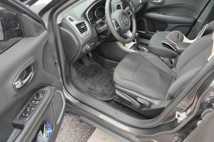 Used Jeep Compass 2017 200T Automatic Enjoyment Edition