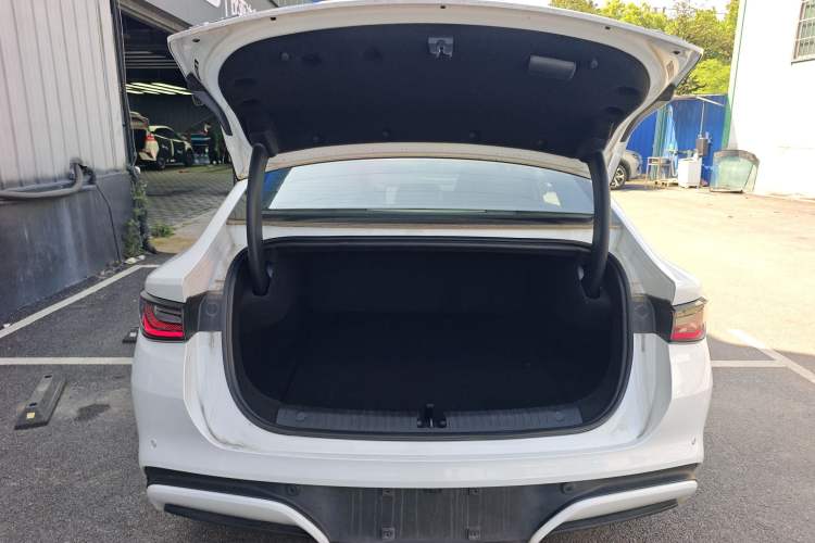 Used BYD Seal 06 New Energy 2025 EV 545KM Flagship Edition Trunk