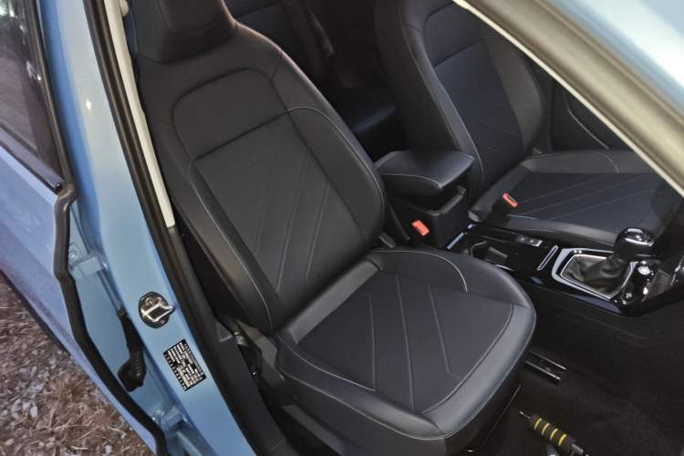 Used Volkswagen Tharu 2025 NewRui 300TSI Prestige Edition