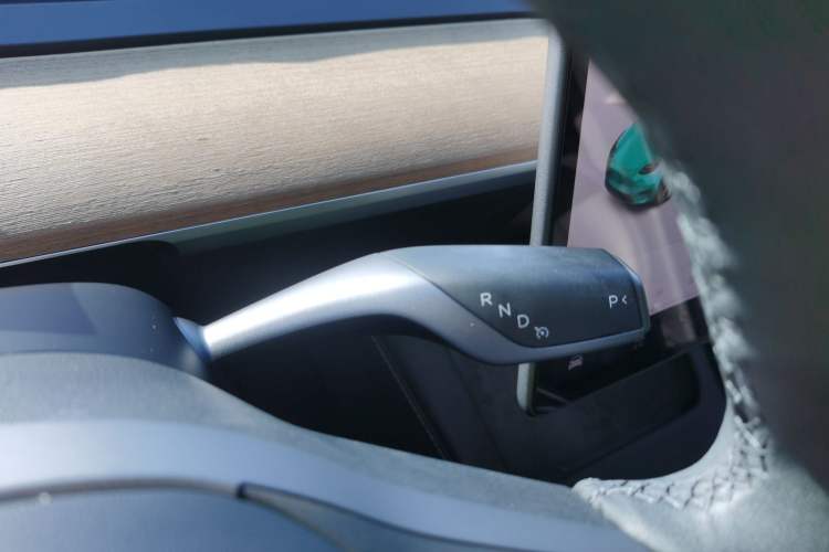 Used Tesla Model Y 2021 Standard Range Rear-Wheel Drive Version